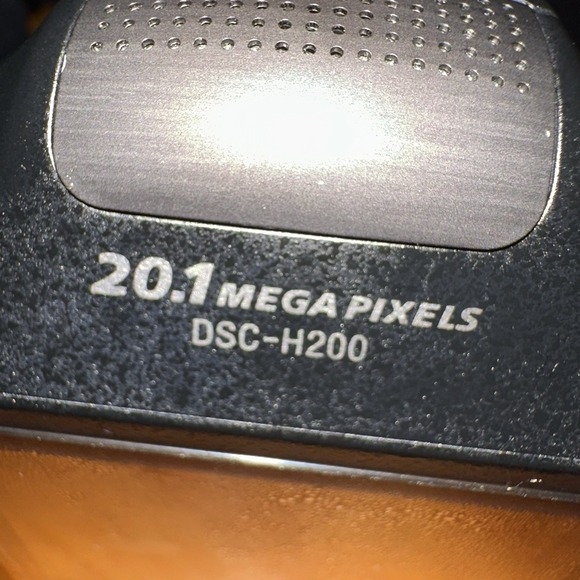 Sony Cyber Shot DSC-H200 20.1 mega pix Digital Camera With 26x Zoom + Bag Works - Picture 6 of 10